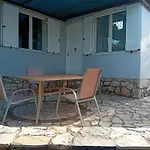 Vicino Al Mare * Parálion Ástros